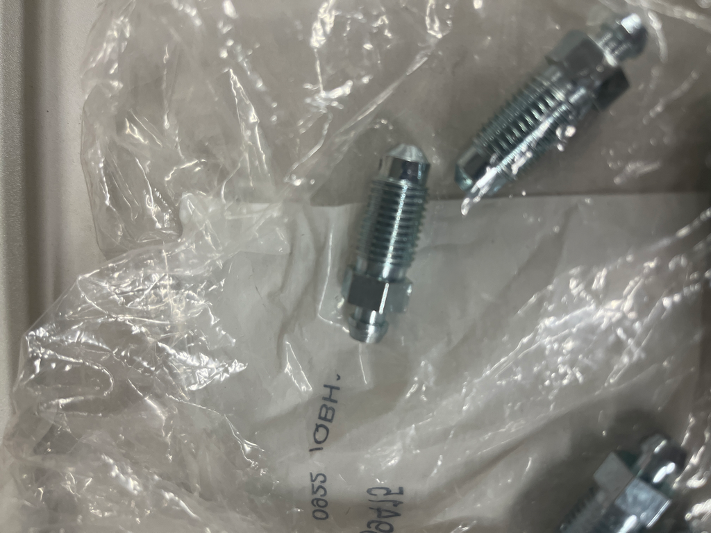 [CAR-H9415] Bleeder Screw for -4 Line